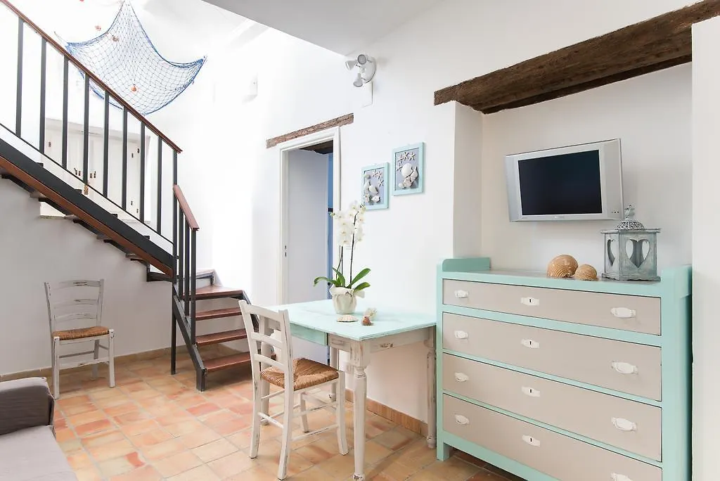 La Gorgone Ortigia Apartments Syracuse 0*,  Italy